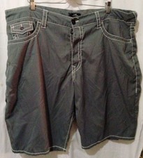 Bermuda VERDADEIRA RELIGIÃO GRANDE T RICKY RELAXADA STRAIGHT BOARD CINZA MASCULINA TAMANHO 44 X 11 comprar usado  Enviando para Brazil