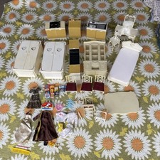 Lote de móveis e acessórios vintage para bonecas Sindy cama guarda-roupa pia fogão cozinha comprar usado  Enviando para Brazil