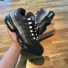 Black white nike for sale  TEIGNMOUTH