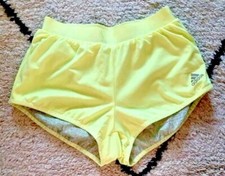 Short adidas reversible d'occasion  Versailles