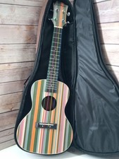 ​Ukulele SanDona AR-1 Artista Concerto Arco-íris Listrado Multicolorido com Bolsa Gig,... comprar usado  Enviando para Brazil