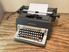 Máquina de escrever vintage Olivetti Linea 98 comprar usado  Enviando para Brazil