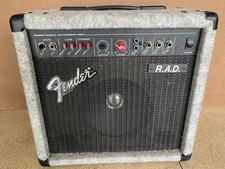 Amplificador combo Fender 1 x 8 R.A.D.  Saída de 20 watts feita nos EUA dos anos 90 comprar usado  Enviando para Brazil