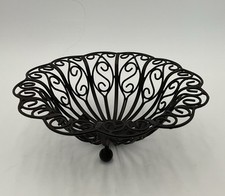 Tigela de frutas com pés de filigrana de ferro forjado preto com design de pergaminho, usado comprar usado  Enviando para Brazil