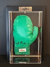 NINTENDO - Luva de boxe Mike Tyson's Punch Out Little Mac AUTO / ASSINADA, usado comprar usado NINTENDO - Luva de boxe Mike Tyson's Punch Out Little Mac AUTO / ASSINADA, usado comprar usado  Enviando para Brazil
