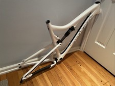 Quadro de mountain bike Santa Cruz Blur TRc carbono comprar usado  Enviando para Brazil