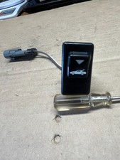 Interruptor de liberação de escotilha traseira 88-89 Corvette C4 para painel de porta comprar usado  Enviando para Brazil