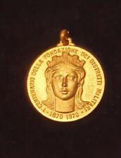 Medaglia metallo dorato usato  Udine