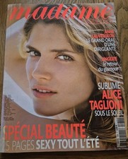 Madame figaro magazine for sale  ASHFORD