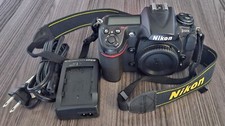 Corpo, bateria e carregador da câmera Nikon D300S 12.3 MP DSLR. Obturador inferior a 30K comprar usado  Enviando para Brazil