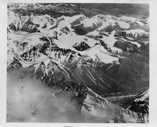 EVEREST FROM A SPITFIRE - foto original da aeronave comprar usado  Enviando para Brazil