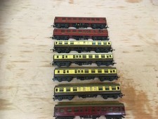 Lot..968f...triang coaches.... for sale Lot..968f...triang coaches.... for sale  WORKSOP