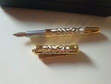 Penna stilografica elegante usato Penna stilografica elegante usato  Blufi