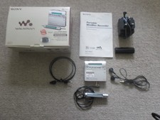 Sony walkman r900 for sale  MIDDLESBROUGH