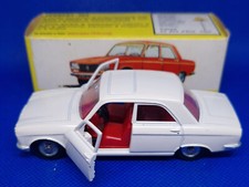 Peugeot 304 dinky usato  Roma