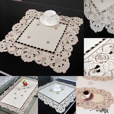 Nappe décorative satin d'occasion  Expédié en France