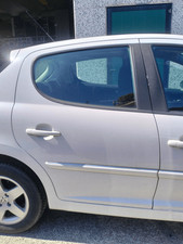 peugeot 207 1 6 hdi 5 porte usato peugeot 207 1 6 hdi 5 porte usato Italia