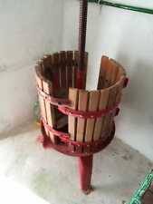 Torchio per uva usato  San Felice Circeo