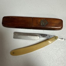 Usado, 17 1/2 Friodur Barber’s Razor com caixa de armazenamento de madeira Puma comprar usado  Enviando para Brazil