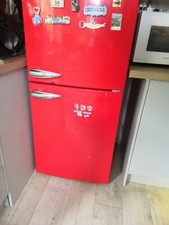 Freestanding red bush for sale  WOKINGHAM