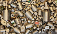 Motores de sucata 5 libras pequenas peças eletrônicas apenas artesanato diversos pequenos, usado comprar usado  Enviando para Brazil