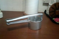 Schiacciapatate manuale vintag usato  Murialdo