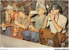 Isqueiro Ajkp5-0513 - Artesanato - The Active Mine - Mineiros fazendo, usado comprar usado Isqueiro Ajkp5-0513 - Artesanato - The Active Mine - Mineiros fazendo, usado comprar usado  Enviando para Brazil