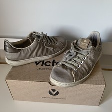 Chaussures baskets grises d'occasion  Saint-Laurent-du-Var