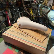 New vintage white d'occasion  Expédié en Belgium
