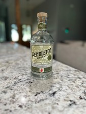 Pendleton canadian whiskey for sale  Victoria