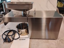 Kitchen oil press for sale  Bella Vista