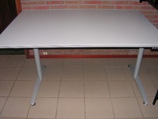 Neuwertiger elektrisch höhenv gebraucht kaufen  Handorf