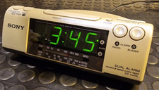 Sony icf c470l d'occasion  Expédié en Belgium