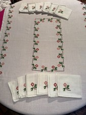 Hand embroidered linen d'occasion  Expédié en Belgium
