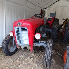 Massey ferguson 835 d'occasion  Saint-Hilaire-de-Brethmas