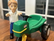 Little tikes dollhouse for sale  Brick
