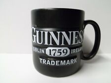 Usado, Caneca de café Guinness Dublin Irlanda cerâmica em relevo 3D preto e branco comprar usado  Enviando para Brazil