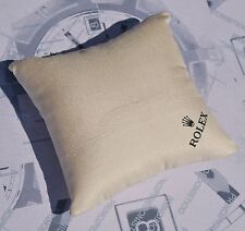 Beau coussin 9x9cm. d'occasion Beau coussin 9x9cm. d'occasion  Expédié en France