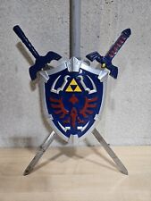 Legend Of Zelda Master Sword Set e Hylian Shield Triforce Wall Art Display comprar usado  Enviando para Brazil