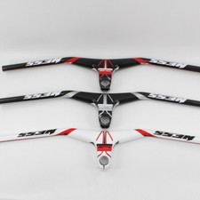 Manubrio mtb fibra usato  Spedire a Italy