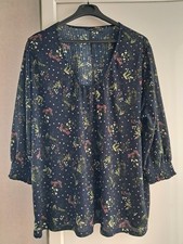 Tunique neuve taille d'occasion  Verneuil-l'Étang