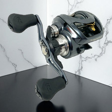 Mulinello esca daiwa usato  Spedire a Italy
