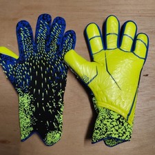 Thickened goalkeeper gloves for sale  BRISTOL