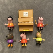 Lote de 5 bonecos de ação Peppa Pig plus piano Hasbro comprar usado  Enviando para Brazil