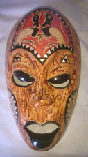 Tres beau masque d'occasion  Bordeaux-