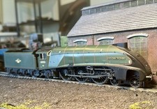 Hornby r2340 golden for sale  GLOUCESTER