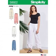 Modello cucito simplicity usato  Spedire a Italy