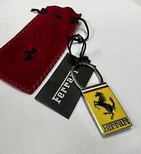 Portachiavi ferrari giallo usato  Italia