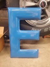 Large vintage 18.5 for sale  Hillsboro