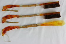 Acrílico Ámbar Cabeza de Caballo Mango Juego de Cuidado de Zapatos de 3 (2 Cepillos 1 Cuerno) Raro De Colección segunda mano  Embacar hacia Mexico